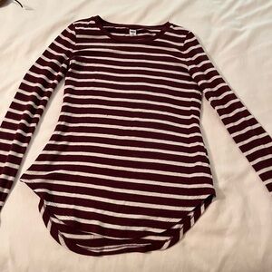 Old Navy Fitted Red and Cream Long Sleeve Tee
